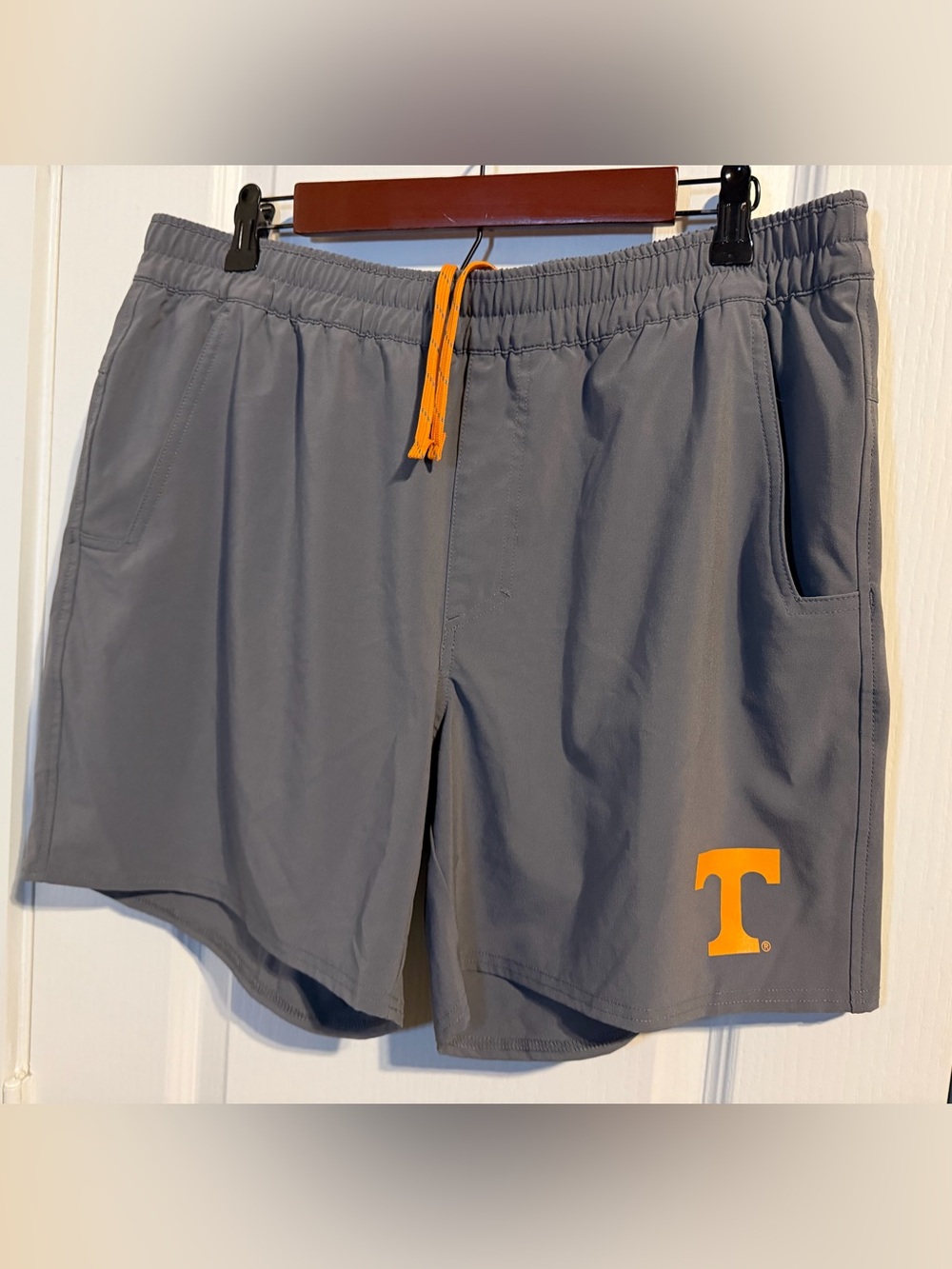 Tennessee Vols Columbia PFG Terminal Roamer Stretch Short Grey Orange Large 6” - Picture 6 of 10